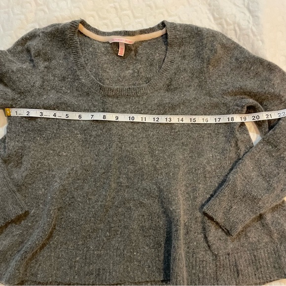 Victoria’s Secret Babydoll Sweater 20% Rabbit Hair Sleepwear Flowy Top - Picture 2 of 6